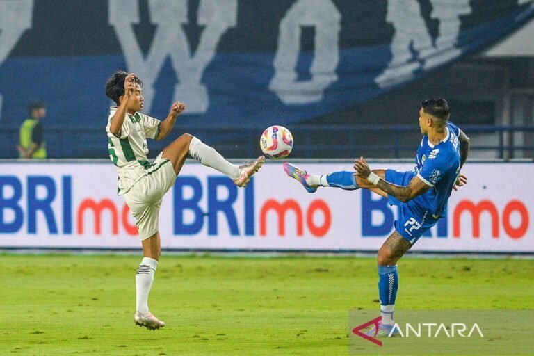 Persib Bandung Memerlukan Empat Poin Tambahan untuk Raih Gelar Juara