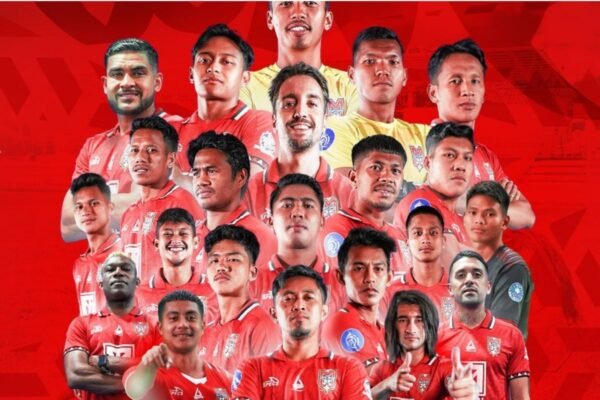 Here are some alternative titles for “Malut United lepas 22 pemain”:
1. “Malut United Melepaskan 22 Pemain”
2. “Malut United: Keputusan Lepas 22 Pemain”
3. “Malut United Terbongkar: 22 Pemain Dilepas”
4. “Perubahan Besar di Malut United: 22 Pemain Keluar”
5. “Revolusi Tim: Malut United Lepas 22 Pemain”
6. “Malut United: Lepas 22 Pemain untuk Pembaruan Tim”
7. “Malut United Mengumumkan Lepas 22 Pemain”
8. “22 Pemain Dilepas: Strategi Baru Malut United”
9. “Awal Baru untuk Malut United: Lepas 22 Pemain”
10. “Malut United Ngotot Lepas 22 Pemain dalam Perombakan Tim”
Feel free to choose any of these or modify them further! Here are some alternative titles for "Malut United lepas 22 pemain":
1. "Malut United Melepaskan 22 Pemain"
2. "Malut United: Keputusan Lepas 22 Pemain"
3. "Malut United Terbongkar: 22 Pemain Dilepas"
4. "Perubahan Besar di Malut United: 22 Pemain Keluar"
5. "Revolusi Tim: Malut United Lepas 22 Pemain"
6. "Malut United: Lepas 22 Pemain untuk Pembaruan Tim"
7. "Malut United Mengumumkan Lepas 22 Pemain"
8. "22 Pemain Dilepas: Strategi Baru Malut United"
9. "Awal Baru untuk Malut United: Lepas 22 Pemain"
10. "Malut United Ngotot Lepas 22 Pemain dalam Perombakan Tim"
Feel free to choose any of these or modify them further!