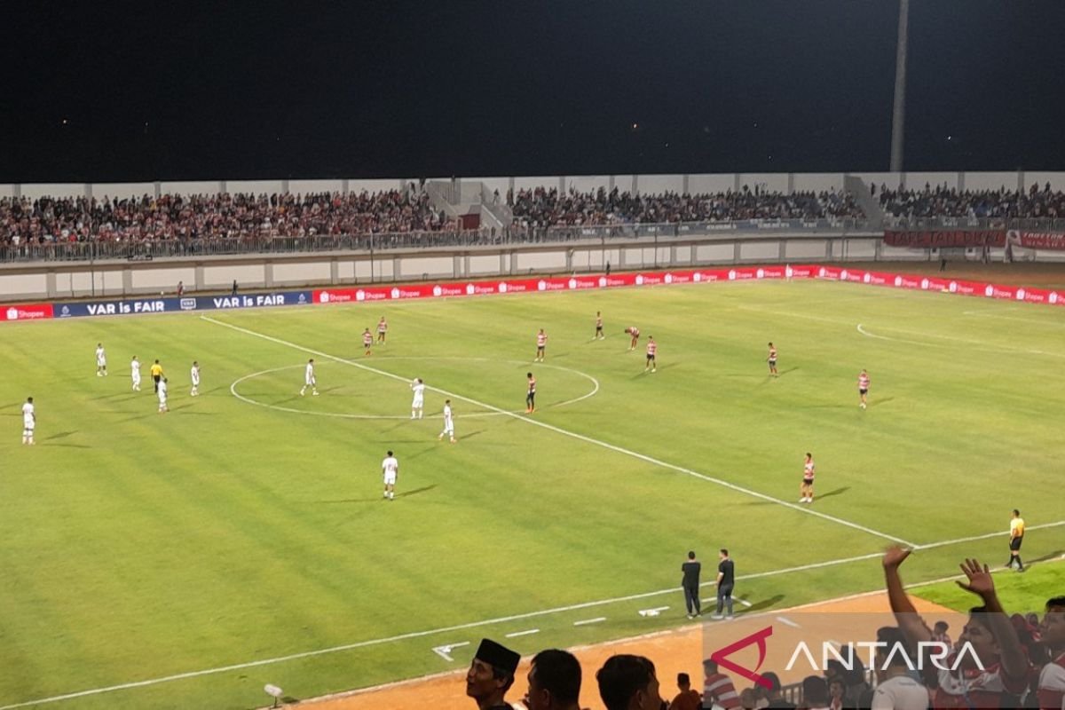 Persis Diamkan Madura United dengan Skor 2-1 di Markas Sendiri