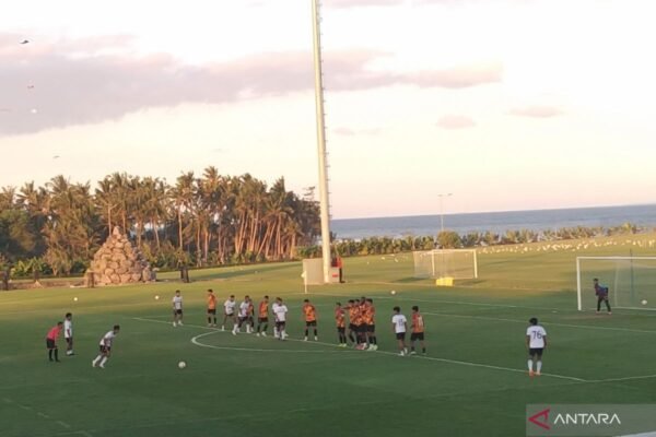 Pertandingan Persahabatan: Bali United Hadapi Bhayangkara Presisi Lampung Pertandingan Persahabatan: Bali United Hadapi Bhayangkara Presisi Lampung