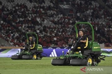 Perawatan Rumput Lapangan SUBGK Saat Pertandingan Penyisihan Piala AFF U-23 2025: Cara dan Tekniknya
