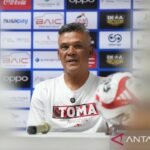 Perjuangan Bersama Melawan Dewa United: Cerita Hendri Susilo