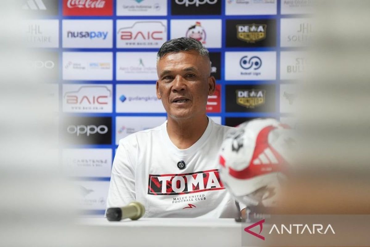 Perjuangan Bersama Melawan Dewa United: Cerita Hendri Susilo